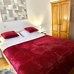 Angelina Apartment